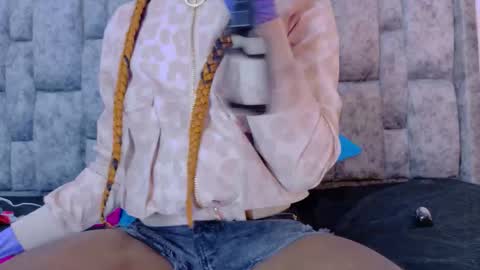 Snapshot of samirths_boy_ chatting on 02/18/26, 08:21 samirths_boy_ online show from 02/18/26, 08:21