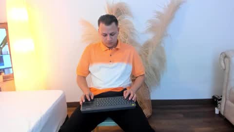 Snapshot of samjoness_ chatting on 02/17/26, 03:25 Sam online show from 02/17/26, 03:25