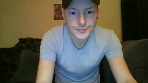sexy lad looking for fun online show from 03/05/25, 08:10