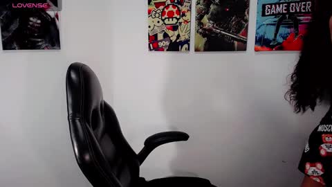 Samantha online show from 12/20/24, 02:19