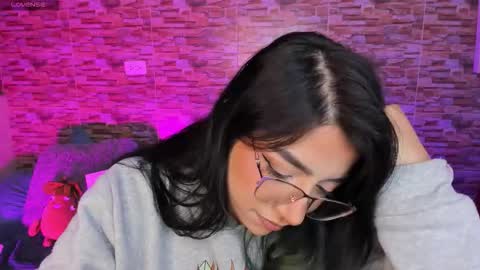 Snapshot of sammy_bunny1 chatting on 02/18/26, 04:30 Samantha online show from 02/18/26, 04:30