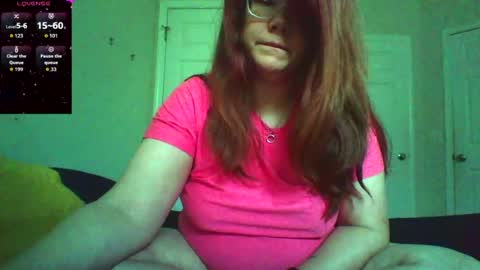 Snapshot of sammy_lyn chatting on 06/16/26, 01:36 Sam online show from 06/16/26, 01:36