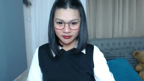 Snapshot of sammypretty19 chatting on 02/17/26, 05:15 im throat fucker online show from 02/17/26, 05:15