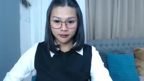 Snapshot of sammypretty19 chatting on 02/18/26, 10:55 im throat fucker online show from 02/18/26, 10:55