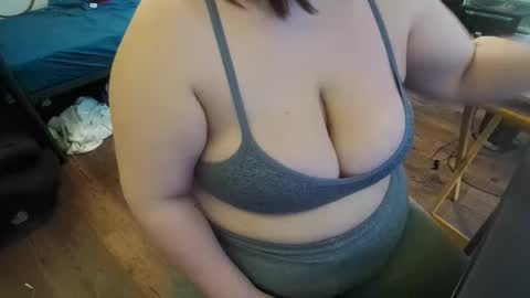 Snapshot of sammytimelove chatting on 10/10/25, 08:02 Sammy Time online show from 10/10/25, 08:02