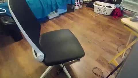 Snapshot of sammytimelove chatting on 11/08/25, 11:03 Sammy Time online show from 11/08/25, 11:03