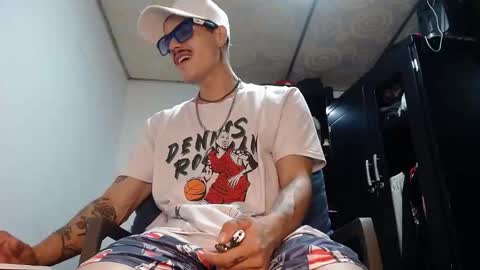 sammy model independiente online show from 10/06/25, 10:51