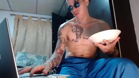 sammy model independiente online show from 03/26/26, 12:28