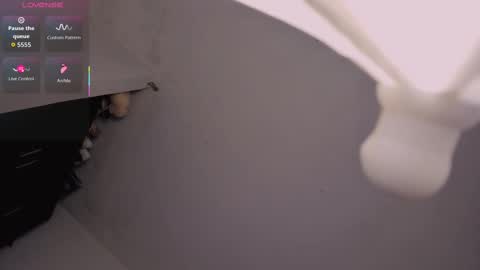 Snapshot of sammywish chatting on 09/25/25, 02:32 Sammy online show from 09/25/25, 02:32