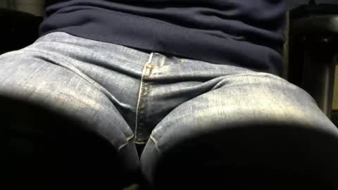 samsoncando1 online show from 02/03/25, 05:51