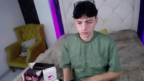 Snapshot of samu_foxxx chatting on 09/29/25, 09:19 SAMU online show from 09/29/25, 09:19