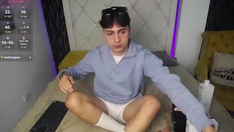 Snapshot of samu_foxxx chatting on 10/07/25, 08:39 SAMU online show from 10/07/25, 08:39