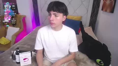 Snapshot of samu_foxxx chatting on 11/05/25, 08:42 SAMU online show from 11/05/25, 08:42