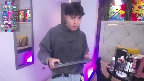 Snapshot of samu_foxxx chatting on 11/21/25, 10:30 SAMU online show from 11/21/25, 10:30