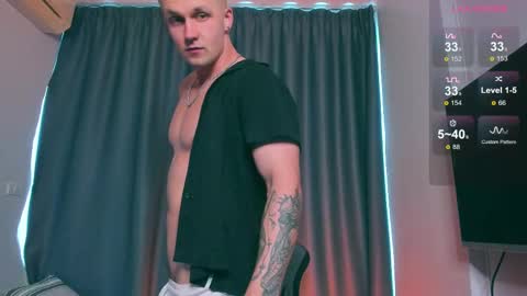 Samuel online show from 02/25/25, 05:41