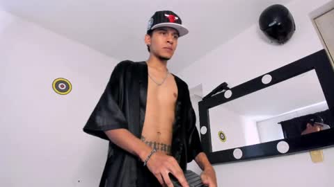   online show from 04/04/26, 08:39