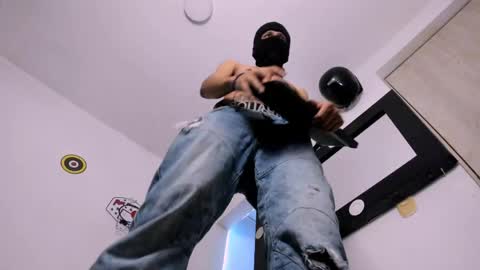   online show from 04/08/26, 06:24