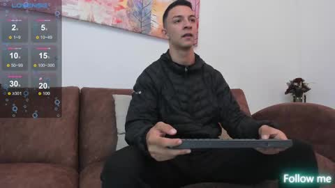 Snapshot of samuel_up chatting on 03/04/25, 04:06 Samuel online show from 03/04/25, 04:06