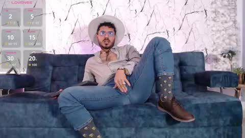 Snapshot of samuelcoopper chatting on 10/01/25, 06:03 Samuel Coopper online show from 10/01/25, 06:03