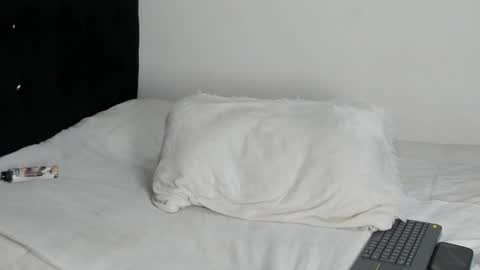 Samuel online show from 01/23/25, 08:24