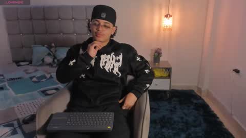 samxx_muscle online show from 11/22/25, 01:43