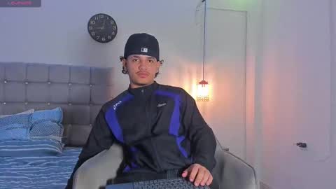 samxx_muscle online show from 12/20/25, 02:02