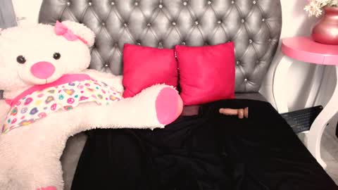 Sammy online show from 01/18/25, 01:52