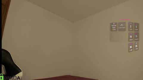 Snapshot of samy_bae chatting on 10/24/25, 12:19 Samantha online show from 10/24/25, 12:19