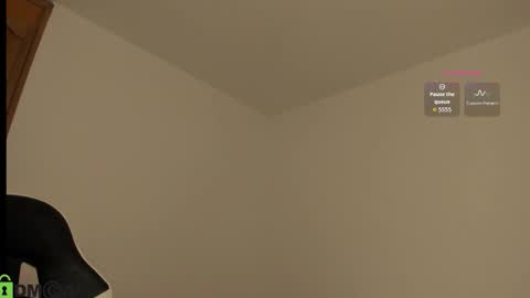 Snapshot of samy_bae chatting on 10/27/25, 12:36 Samantha online show from 10/27/25, 12:36