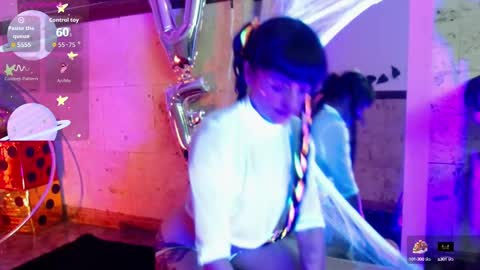 Snapshot of samy_hoops chatting on 10/04/25, 12:14 Sammy online show from 10/04/25, 12:14