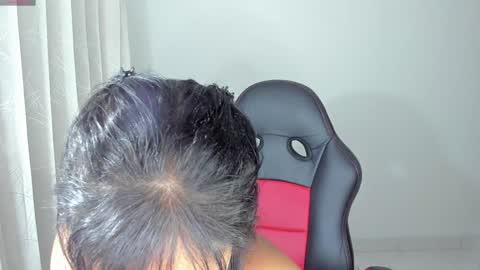 Snapshot of samy_jonnes_ chatting on 02/09/25, 02:17 Hello I am absent due to a family calamity I will return soon-hola estoy ausente por un problema familiar volvere pronto. online show from 02/09/25, 02:17