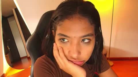 Hello I am absent due to a family calamity I will return soon-hola estoy ausente por un problema familiar volvere pronto. online show from 01/09/26, 10:22