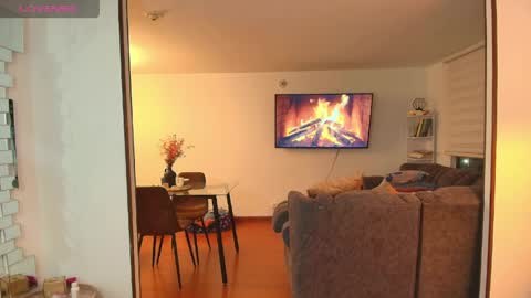 Hello I am absent due to a family calamity I will return soon-hola estoy ausente por un problema familiar volvere pronto. online show from 04/24/26, 12:13