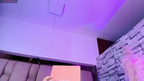 SAMY GREY... online show from 05/19/26, 03:46