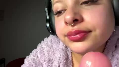 Samymoon online show from 01/17/26, 09:51