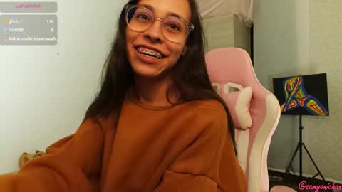 Snapshot of samyonichan chatting on 12/10/24, 03:52 Special show on 17 december and 23 UwU online show from 12/10/24, 03:52