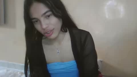 Snapshot of samys_world chatting on 01/20/25, 04:01 Samy Montoya online show from 01/20/25, 04:01