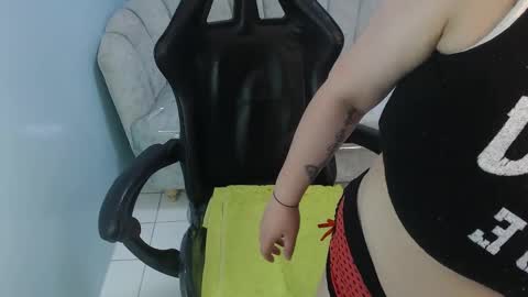 samythomas_t online show from 02/21/26, 08:21