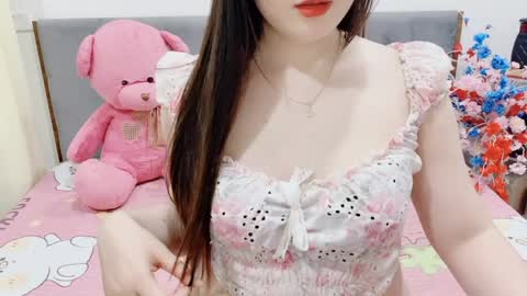 sanami_sian_ online show from 04/07/26, 01:22