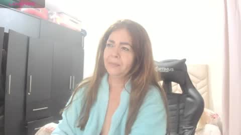 Sanddi  online show from 07/18/26, 03:22