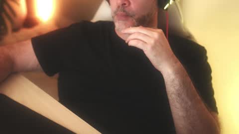 Snapshot of sanders_white chatting on 03/04/25, 07:08 Sanders online show from 03/04/25, 07:08