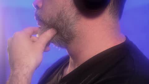 Sanders online show from 10/27/25, 03:21