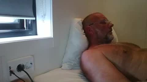 sandnesrune523 online show from 09/15/25, 10:15