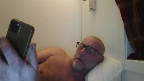 sandnesrune523 online show from 02/14/26, 05:48