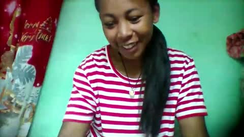 sandra1253099 online show from 09/18/25, 06:15