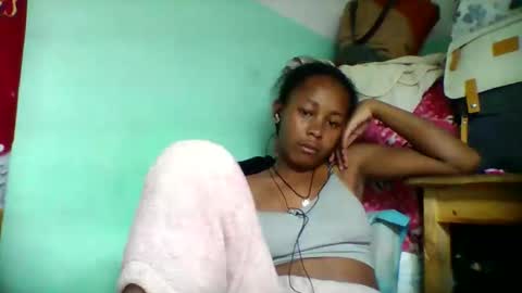 sandra1253099 online show from 10/02/25, 06:59