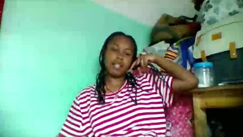 sandra1253099 online show from 10/08/25, 06:38