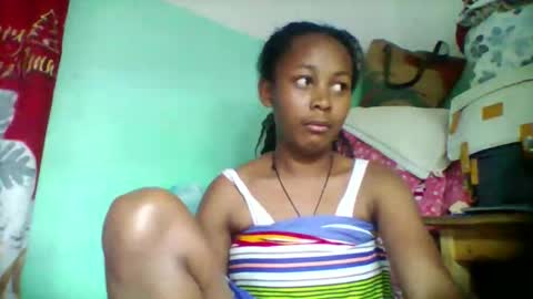 sandra1253099 online show from 10/13/25, 07:03