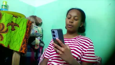 sandra1253099 online show from 12/01/25, 06:40