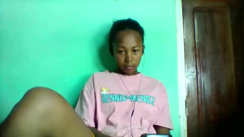 sandra1253099 online show from 04/11/26, 06:07